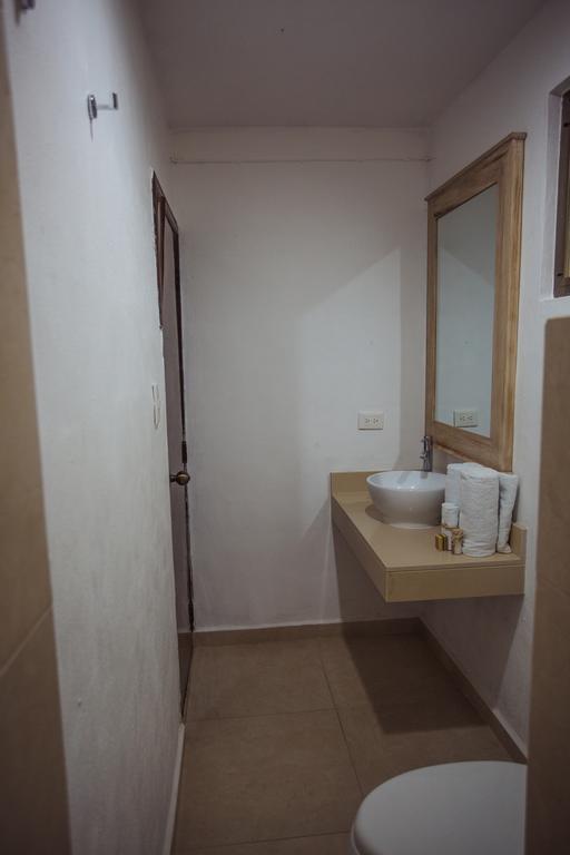 Hotel Villa De Pescadores Río Lagartos Exteriör bild